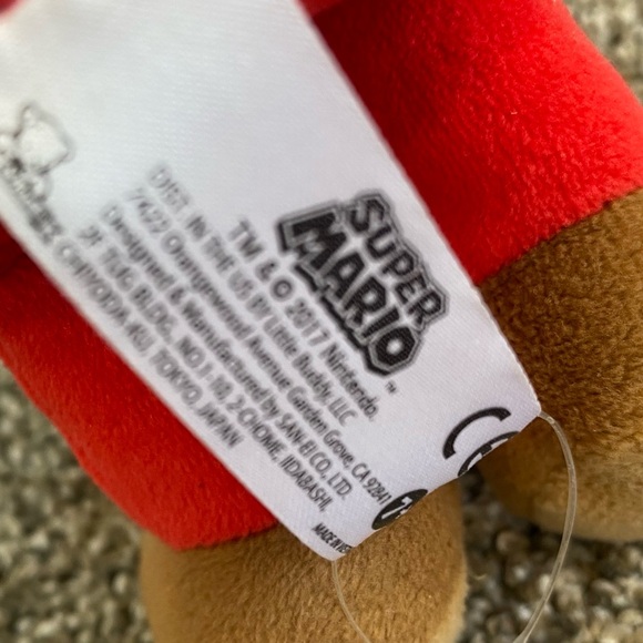 2017 Nintendo Super Mario Bros Fire Mario Plush Stuffed Toy - Picture 8 of 8